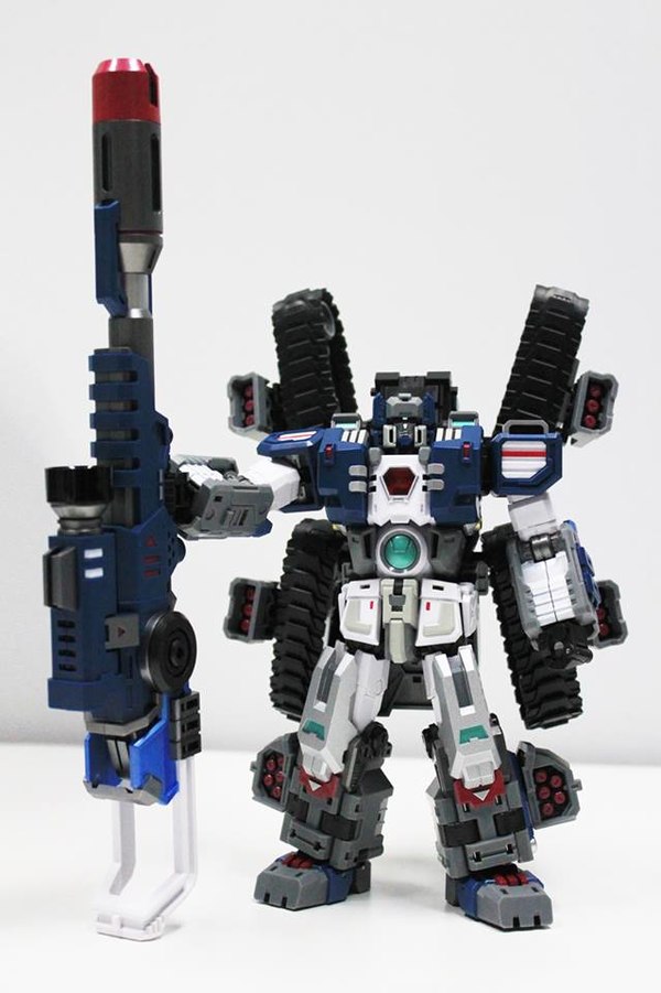 Perfect Effect PE DX03 Warden New Color Test Shot Images Of Not Fort Max And Accessories  (6 of 6)